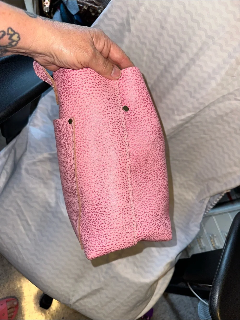BUBBLEGUM Portland leather medium crossbody bag